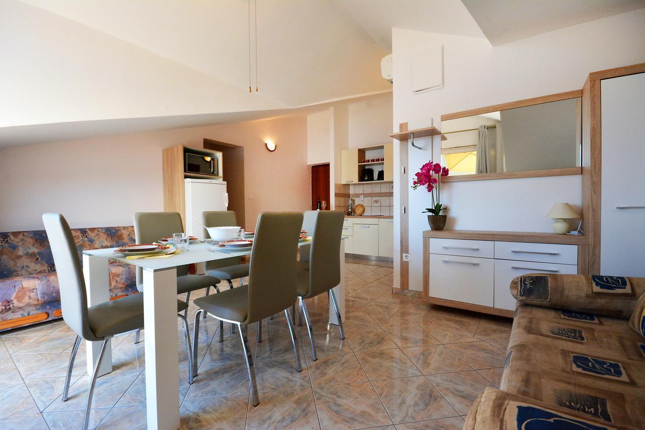 Villa Paris Nečujam Eksteriør billede
